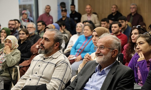 11 Ekim 2025 Cumartesi Prof. Dr. İsmail Hakkı Aydın, Kitap Fuarı’nda konuştu; “Yokluğunuz hissedilmiyorsa, varlığınız yüktür”