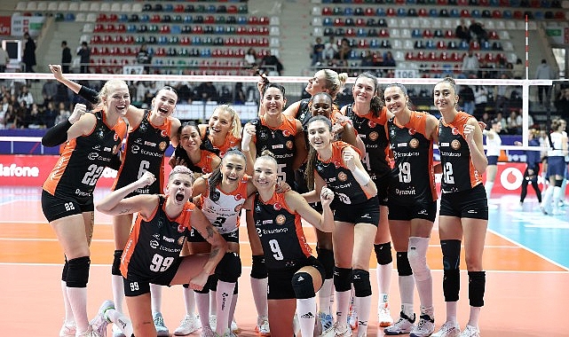 Eczacıbaşı Dynavit, deplasmanda galip