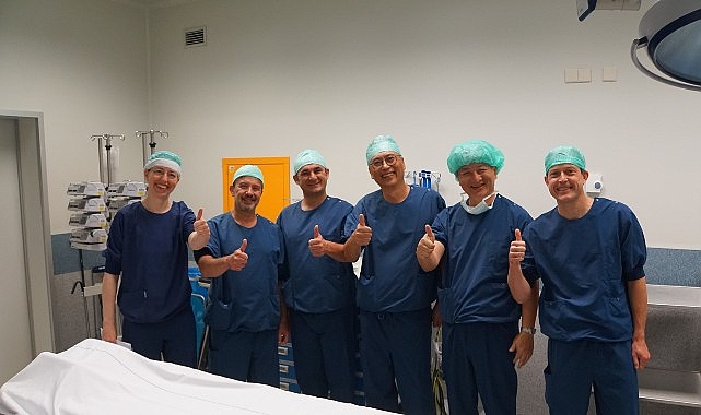 Organ Naklinde Türk cerrahların başarısı