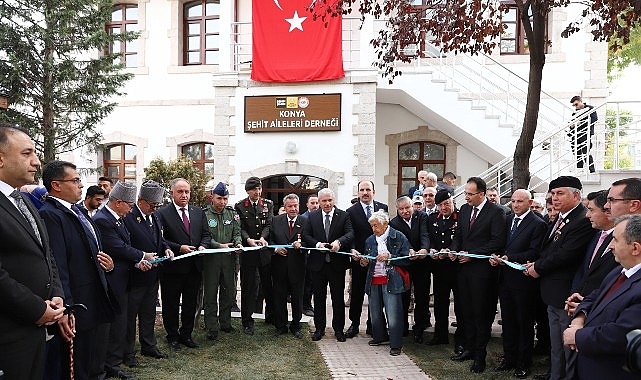 Konya Büyükşehir Tarafından Yenilenen Şehit Aileleri Derneği Binasının Açılışı Dualarla Yapıldı