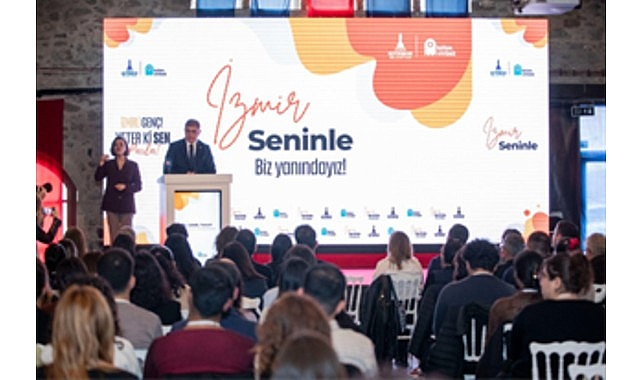 Gençlerin enerjisi İzmir’i dönüştürüyor