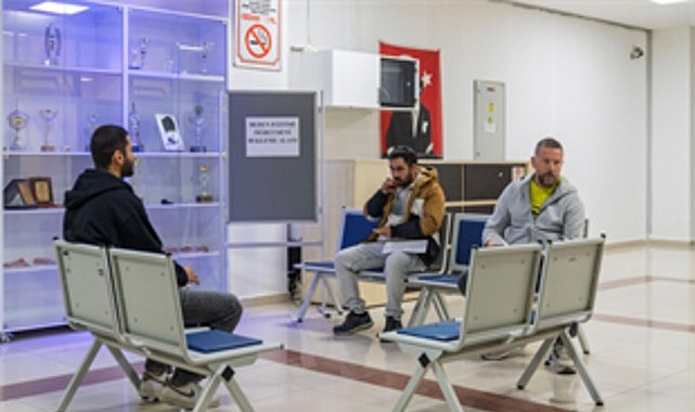 İzmir’de spor okul sıralarına taşınıyor