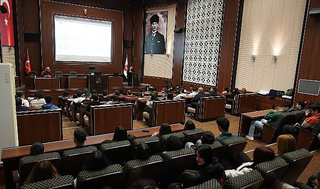 Keçiören Belediyesi’nden Stajer Öğrencilere Sağlık Eğitimi