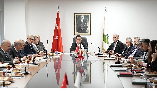 Osmangazi Belediyesi’nde Yıl Sonu Değerlendirme Toplantısı Gerçekleştirildi