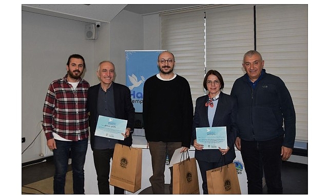 Başkan Köymen, ‘Kamuculuk ve Kent Hakkı’ sempozyumunda konuştu