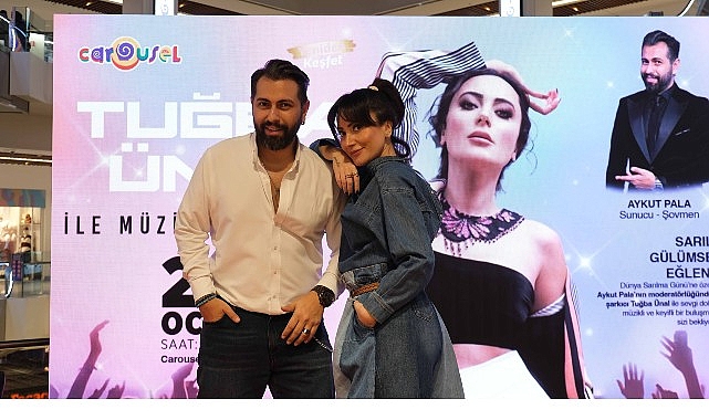 Tuğba Ünal, Dünya Sarılma Günü kapsamında hayranlarıyla buluştu