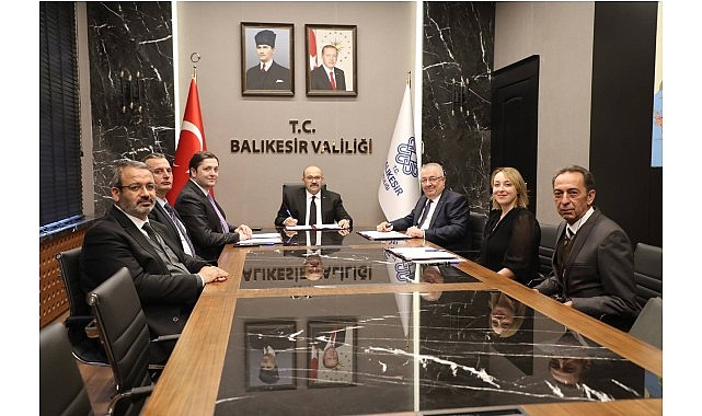 Edremit’e üç yeni Aile Sağlığı Merkezi kazandırılıyor.