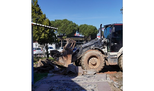 KKTC İzmir Başkonsolosluğu heyeti, Seferihisar Belediyesi’ne nezaket ziyaretinde bulundu