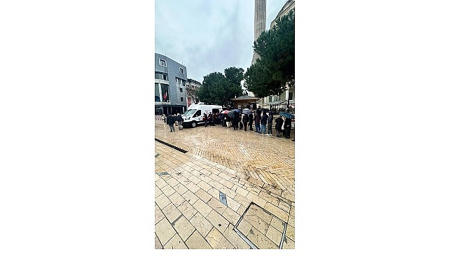 Maltepe Belediyesi’nden vatandaşlara kandil simidi ikramı